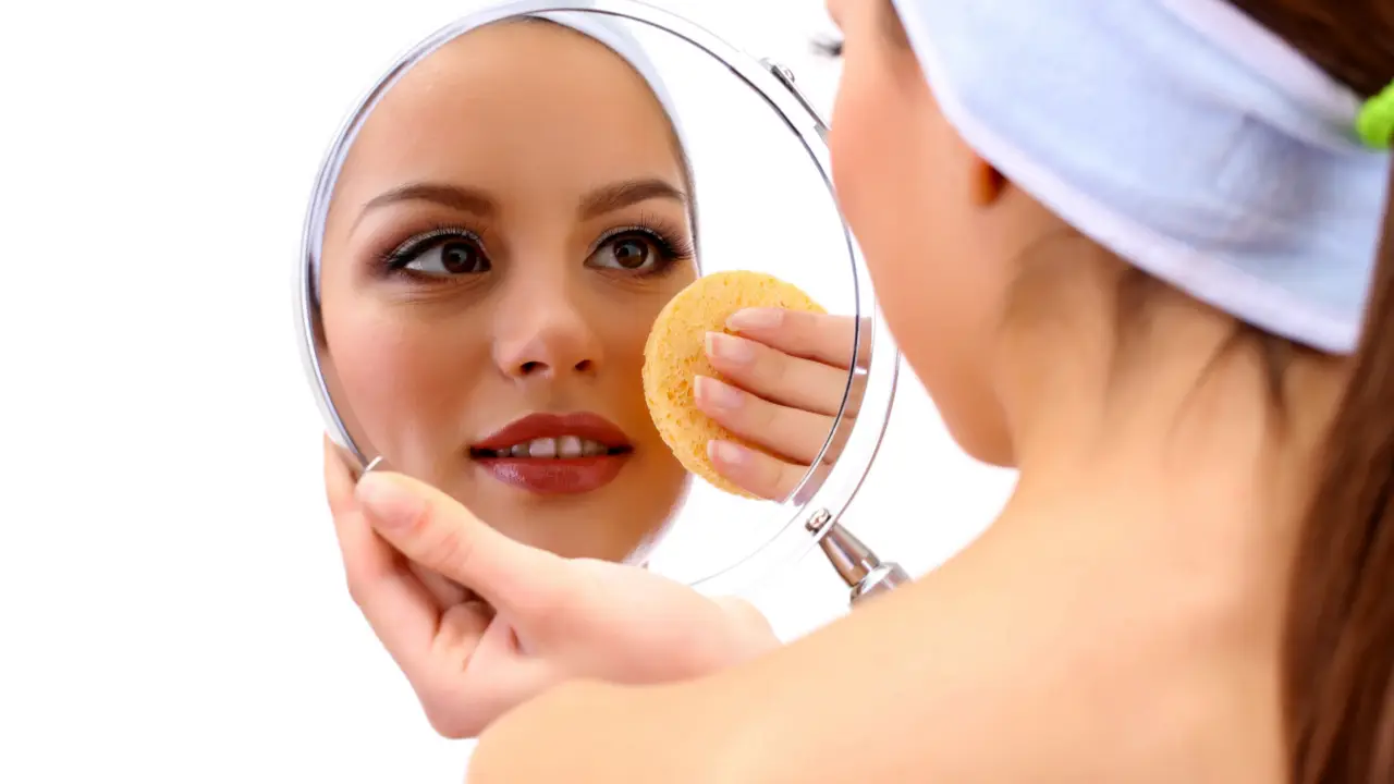 Hai i brufoli sulla schiena o sul corpo? Ecco la causa comune che stai ignorando