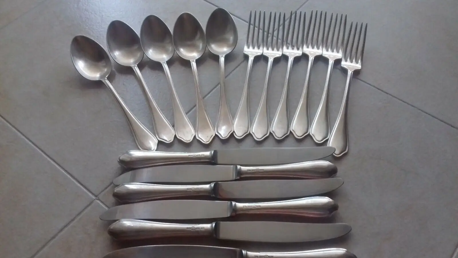 Se trovi questo numero sulle tue posate potresti avere un piccolo tesoro in casa